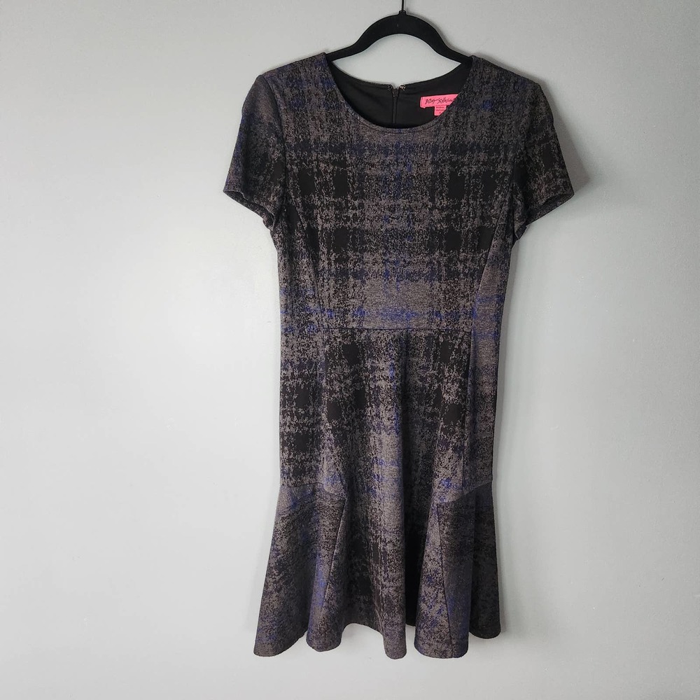 BETSEY JOHNSON Gray and Black Plaid dress - Size 6